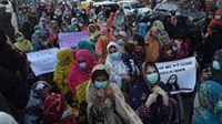 Protests prompt Pakistan