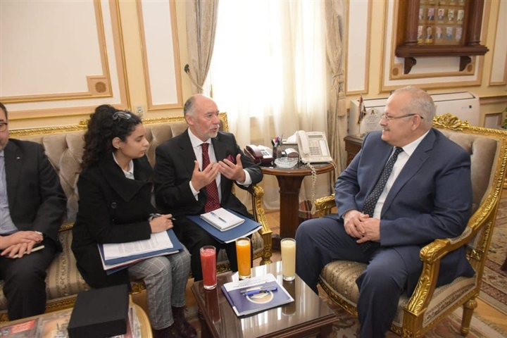 The President of Cairo University meets the Chilean Chamber of Deputies