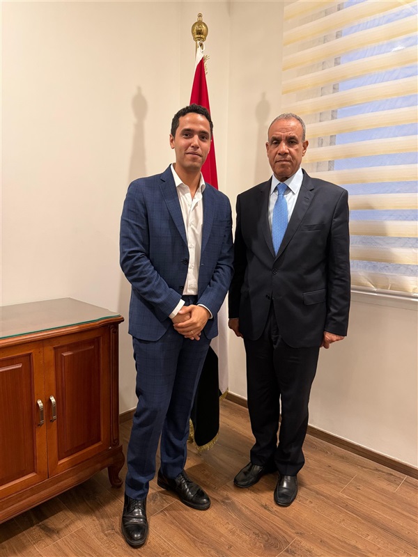 “Al Bawaba News” Awards the Minister of Foreign Affairs the Medal of Respect