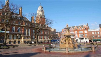 UK tightens lockdown