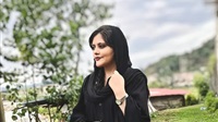 Iranian police detain
