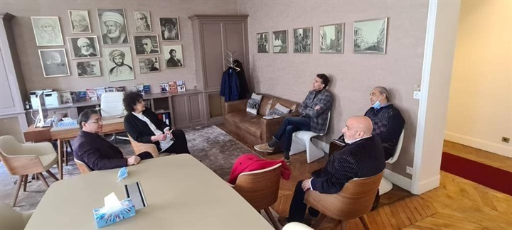 Abdelrehim Ali receives
